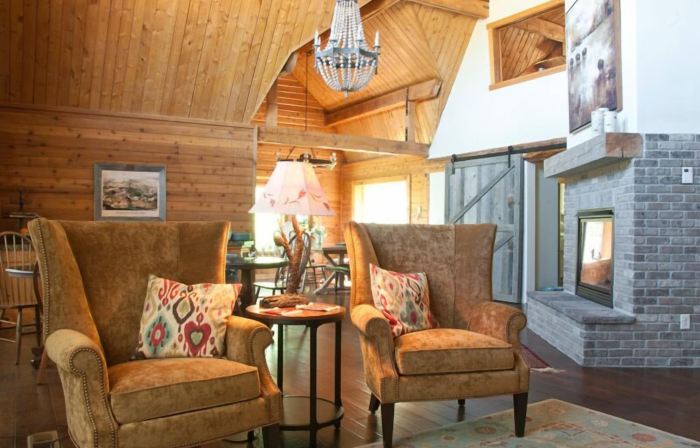 Fin and Feather Inn