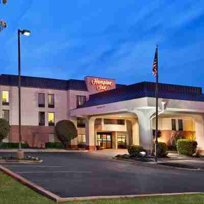 Hampton Inn Batesville Hotel Exterior