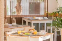 Dorisol Buganvília Studio Hotel - breakfast
