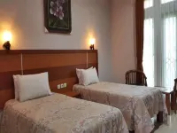 Hotel Bintang Redannte Hotel dekat Gn. Cikuray