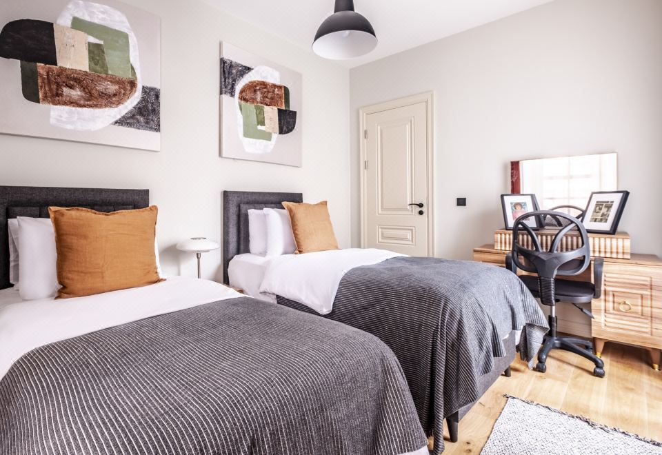 Charming Flat with Central Location in Beyoglu - Hizvo