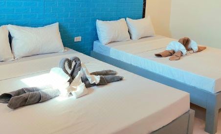 Sweet Mermaids Hotel and Restobar - Housity