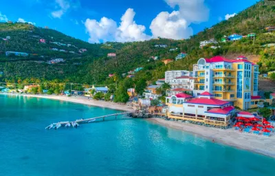 Cane Garden Bay Beach Hotel Отели рядом с достопримечательностью «Залив Кейн Гарден»