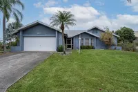 Private Pool Home ~ Just Miles from Sanibel and Fort Myers Beach ~ 3 Bedroom Home by RedAwning Hotels near Gulf Points Square
