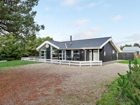 "Nani" - 900m from the Sea