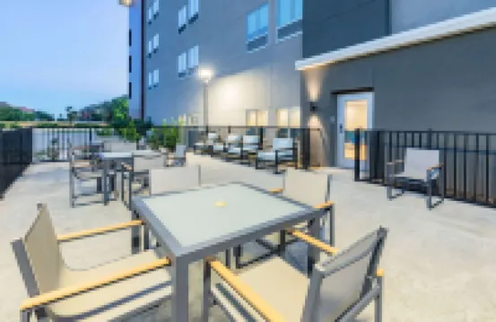 La Quinta Inn & Suites by Wyndham Texas City I-45