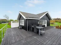 "Clarita" - 300m to the Fjord