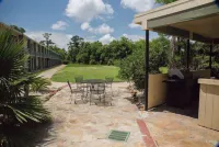 Ramada by Wyndham Houston InterContinental Airport East - Nouto- ja jättöpalvelut