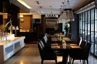 Blue Sky Hotel - breakfast