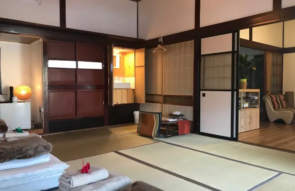 七濱町旅行者碼頭旅館