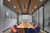 Campanile Hotel (Huzhou Xiangwang Park)