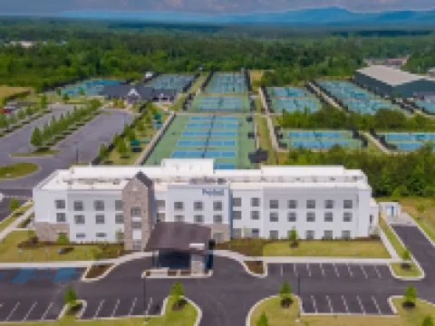 フェアフィールド イン & スイーツ バイ マリオット ローマ ロームのホテル