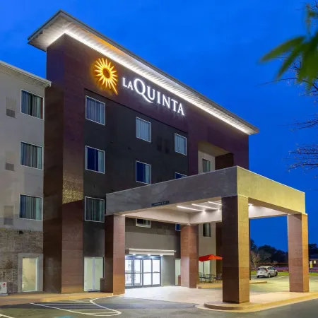 La Quinta Inn & Suites by Wyndham Augusta/Fort Eisenhower