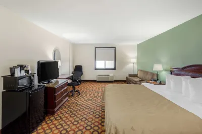 Quality Inn Enola - Harrisburg Hotels in Enola