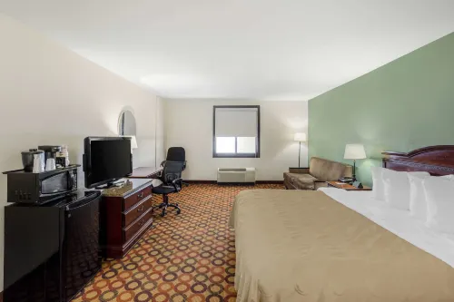 Quality Inn Enola - Harrisburg Hotels in East Pennsboro Township