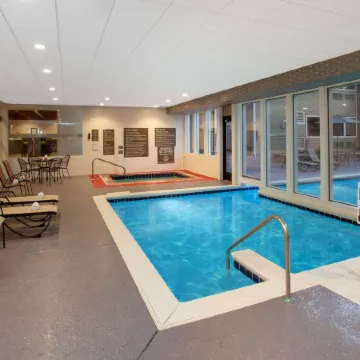 Wyndham Garden Fort Wayne