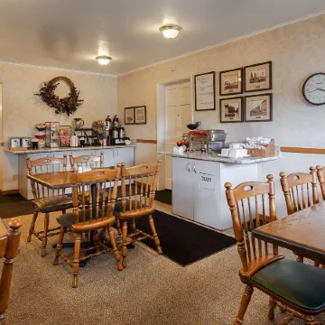 Baugh Motel, SureStay Collection by Best Western