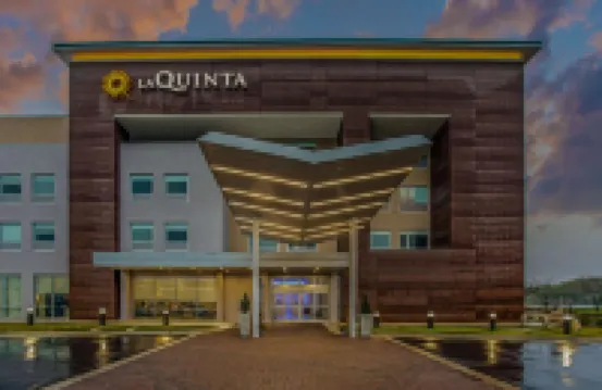 La Quinta Inn & Suites by Wyndham Miramar Beach-Destin Hotel di 
