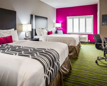 Best Western Plus Dilley Inn  Suites Hotels in Dilley