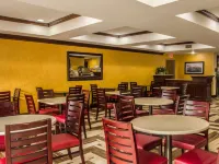 クオリティ スイーツ NYC ゲートウェイ ノース・バーゲンのホテル