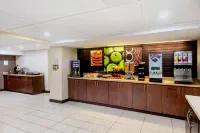 La Quinta Inn & Suites by Wyndham Oshawa - breakfast