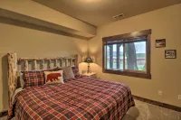 Walkable Bigfork Townhome Fish, Hike and Ski! - Homestays
