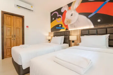 Nine-Kai-Mon Boutique Hotel