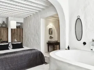 Nomad Mykonos - Small Luxury Hotels of the World