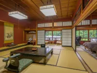 Ryokan Ohashi Hotel berhampiran Yunomachi Gallery