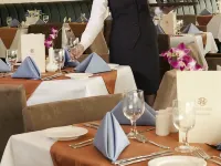 Sun & Sands Sea View Hotel