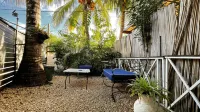 Ti Lakaz un appartement avec jardin proche de la mer Hôtels à : 