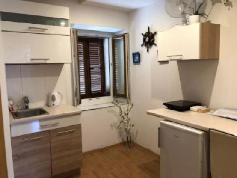 Studio Apartment Lily Photo