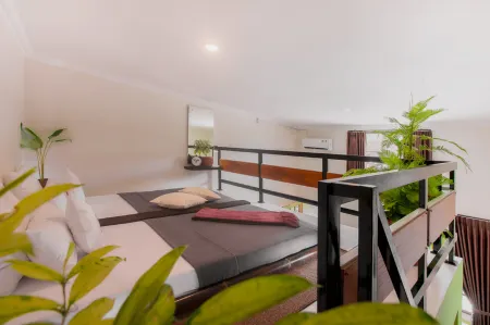 Tzy-No Cottage Yogyakarta Отели рядом с достопримечательностью «Base camp pakem raya»