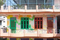 Live Free Hostel Rishikesh
