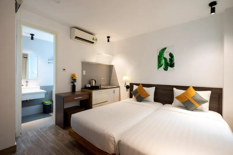 La Airport Tan Binh Hotel