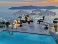 Galaxy Suites & Villas - Rooftop Pools