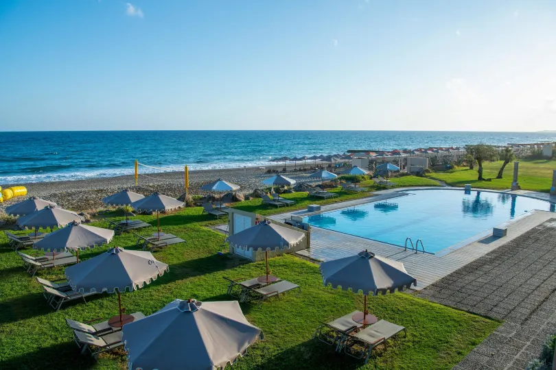AQUILA RITHYMNA BEACH