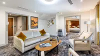 Domaine de Dolomieu, BW Premier Collection Hotels in Saint-Clair-de-la-Tour