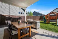 Prestine and Comfortable Home. - 4-Star