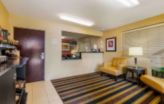 Extended Stay America Suites - Fort Lauderdale - Cypress Creek - Andrews Ave