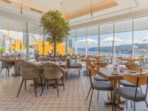 佩斯塔納杜羅河畔酒店 貢多馬爾酒店