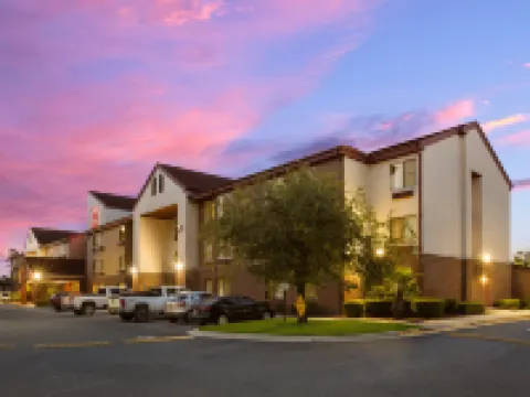Red Roof Inn & Suites Savannah Airport Hotels in Pooler