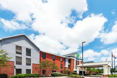Holiday Inn Express & Suites Sulphur (Lake Charles) by IHG Các khách sạn ở Quận Calcasieu