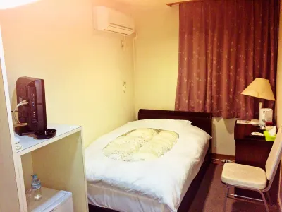 Hamasaka Onsen Totoya Hotels in Івамі