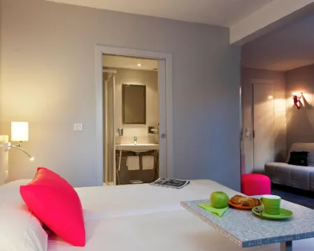 B&B HOTEL Antibes Juan-les-Pins アンティーブのホテル