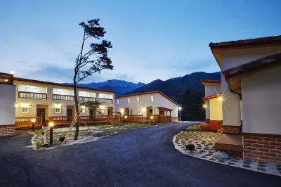 Gangneung Refresh Odaesanjeom Hotels in 