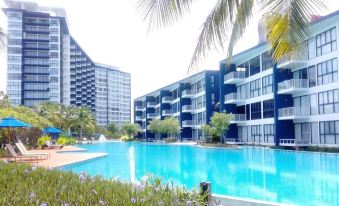 Beach Front Condo, Baan Thew Talay Blue Sapphire