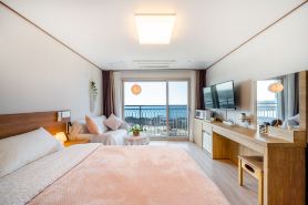 Mon Dieu Hotel