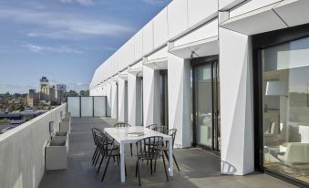 381 Cremorne