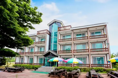 Taean Sinduri Park Pension Hotels near Taeanhaean National Park